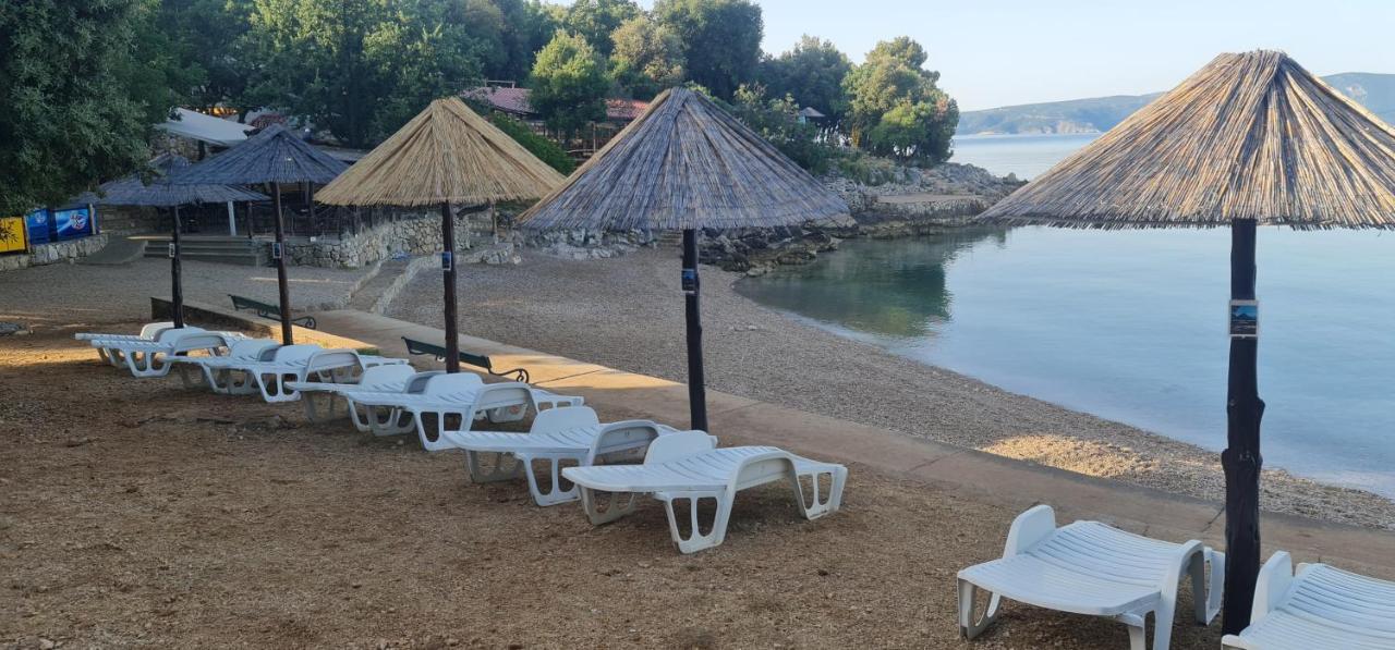 Apartments Villa "Aurea" With Pool Krk Town Εξωτερικό φωτογραφία